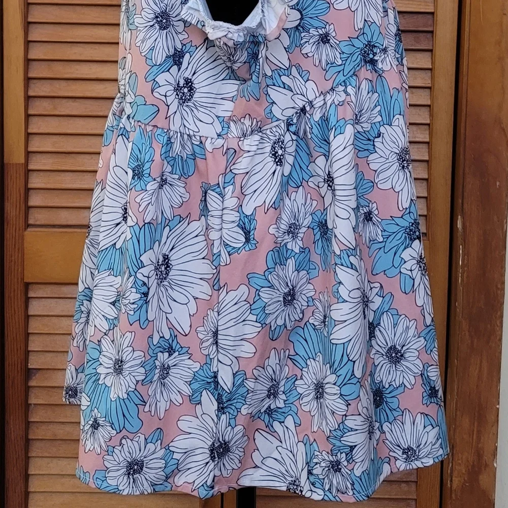 NWOT Floral Ruffle Sleeve Plus Size Top (2XL) - Picture 9 of 12